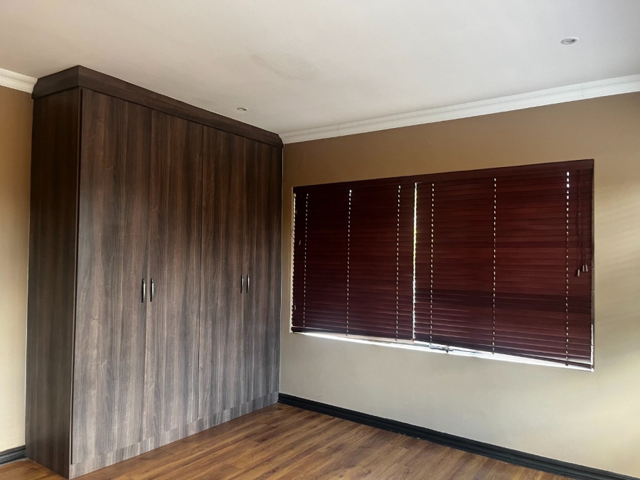 4 Bedroom Property for Sale in Melodie North West
